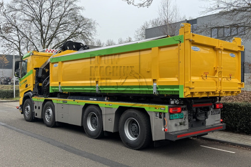 GINAF XF4243S 8x4